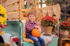 fall, mini-sessions, miniature truck, family photography